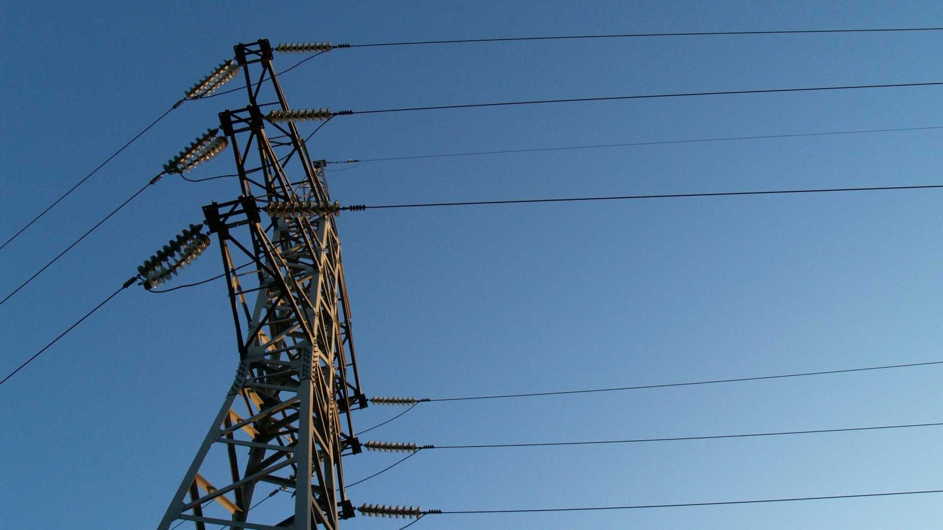 Elektriciteit kan tot 26,5% goedkoper worden als consumenten overstappen naar de vrije markt
