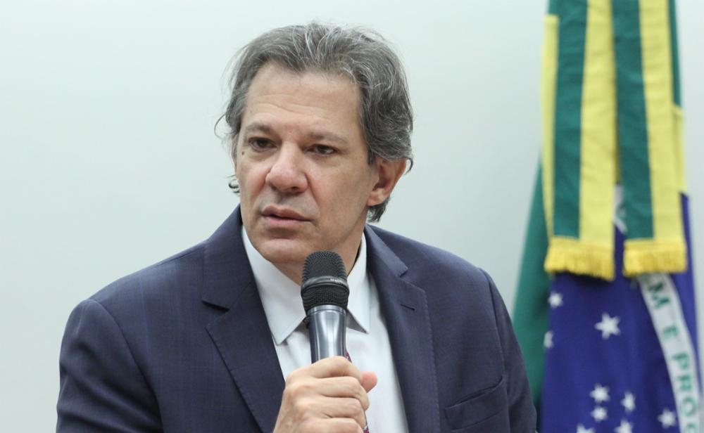 Haddad esclude ritorsioni immediate contro gli Stati Uniti, ma chiede dialogo e un cenno al WTO