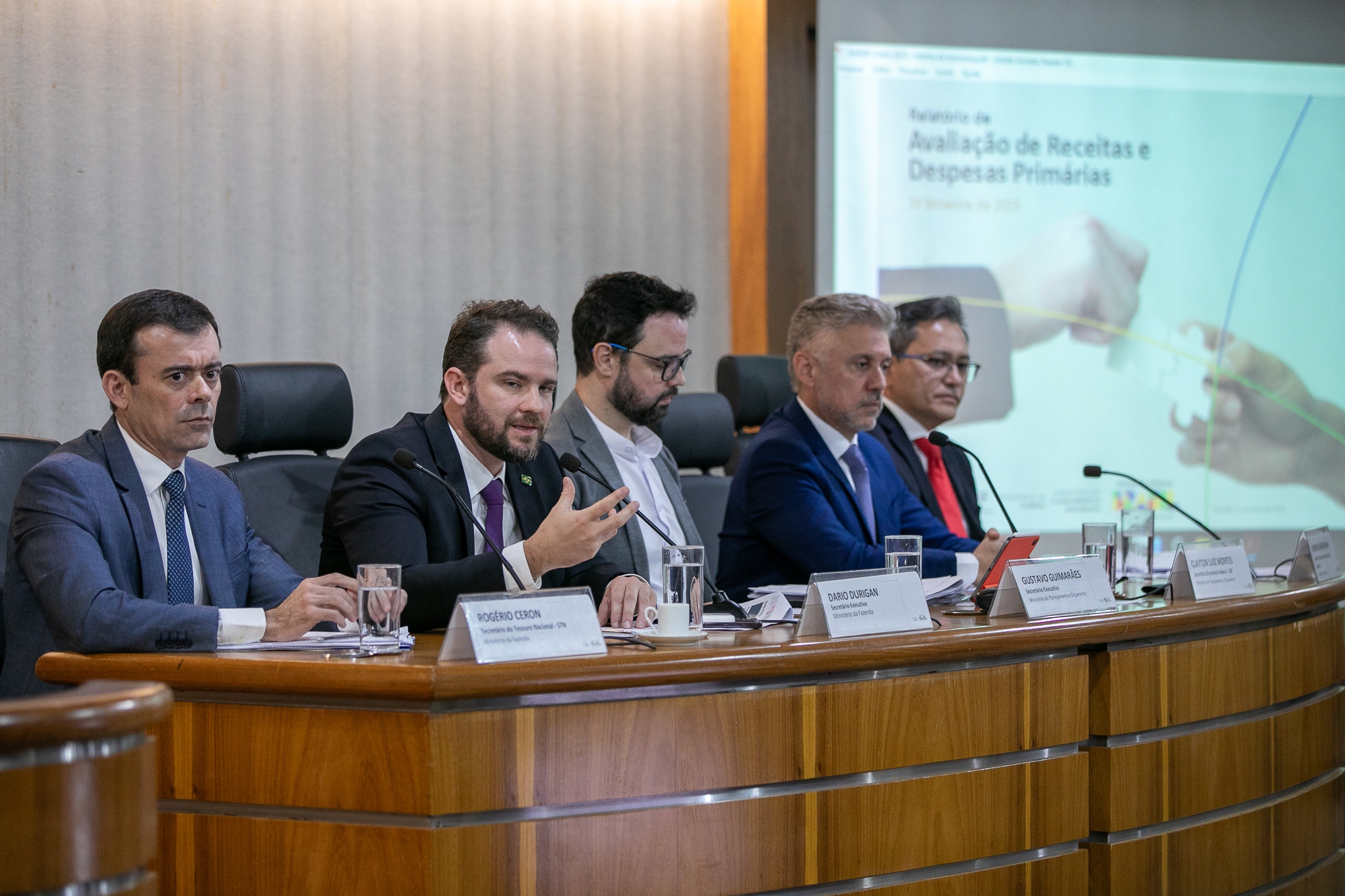 Hükümet, gelir artışının ardından 2025 bütçesinden 20,6 milyar R$'lık tutarı serbest bıraktı