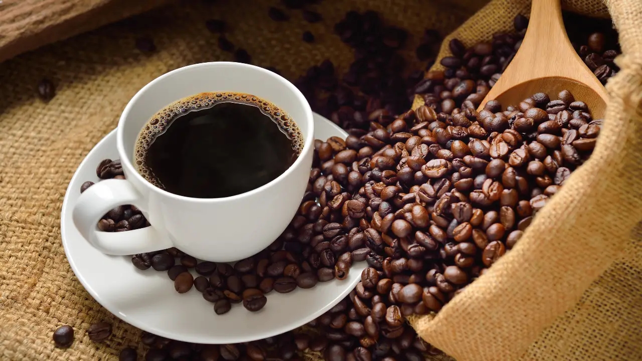 Coffee Bros. Leads National Push to Exempt Coffee from Tariffs Amid Industry Strain