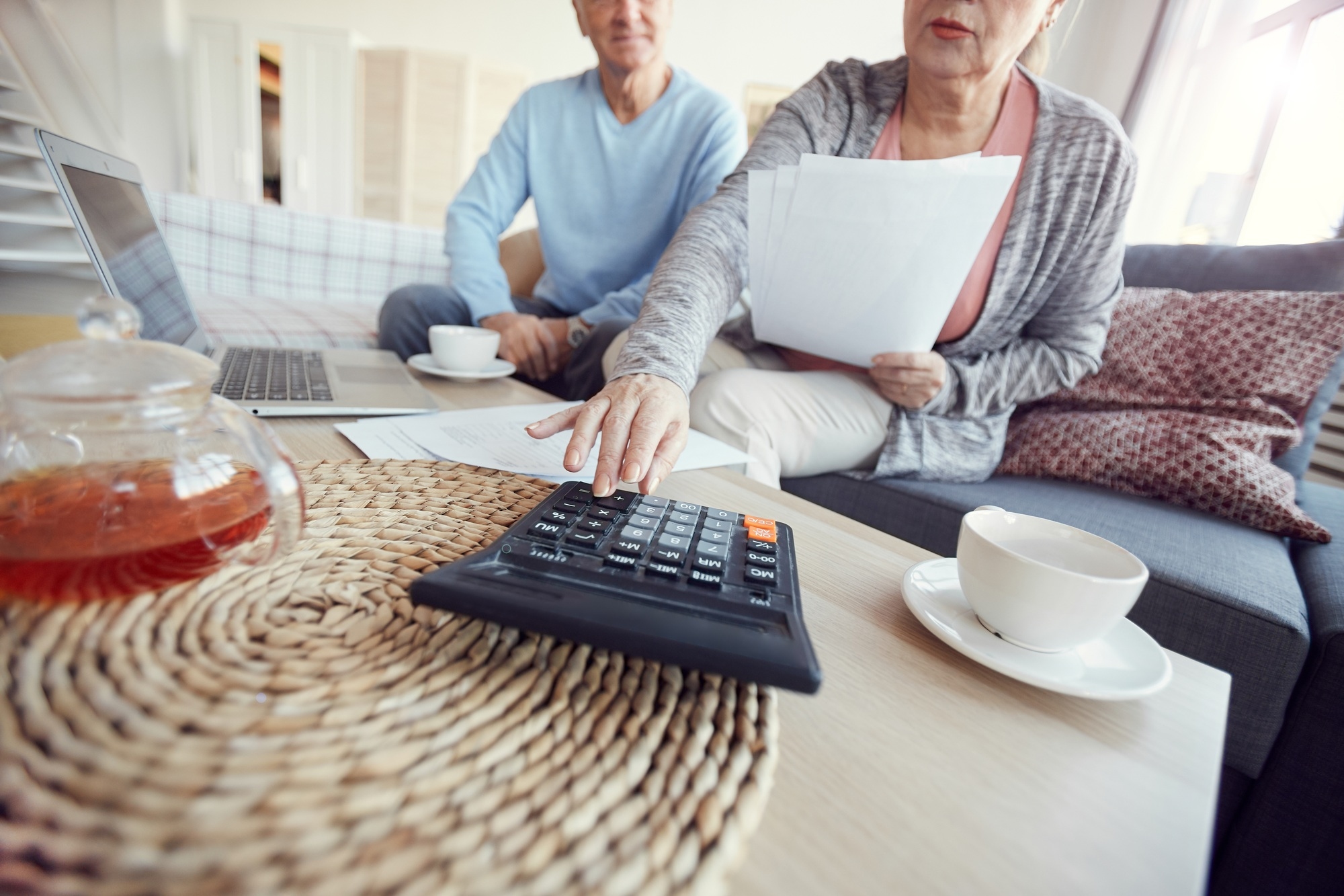 Strategie di piani pensionistici a basso costo e accessibili per la sicurezza finanziaria