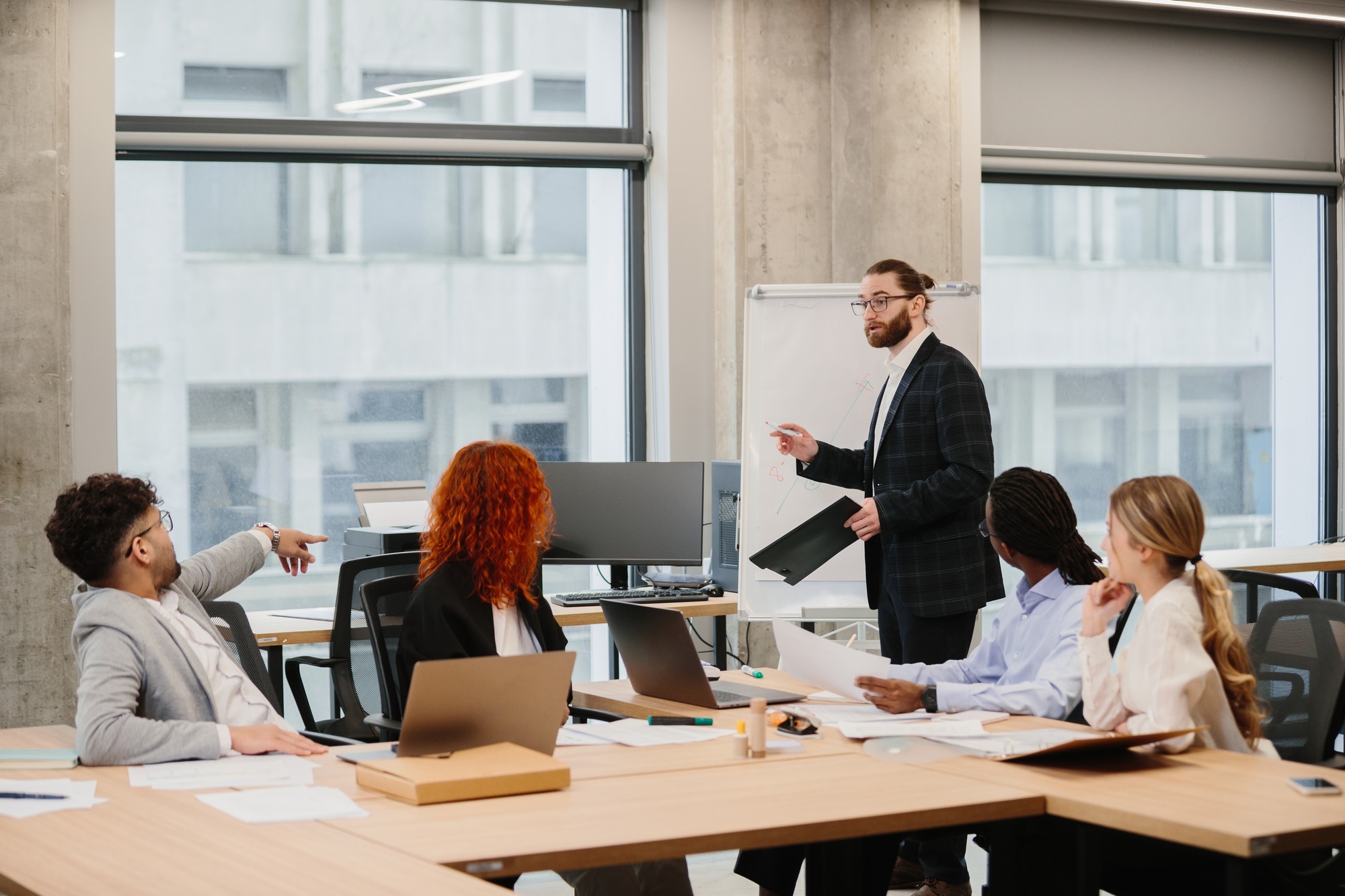 5 Essential Tips for Effective B2B Prospecting