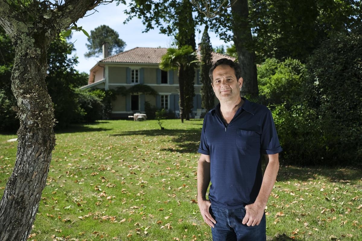 Archives of the Friends of Jean-Paul Kauffmann: “Everything was at the back of a barn in the Landes,” says his son