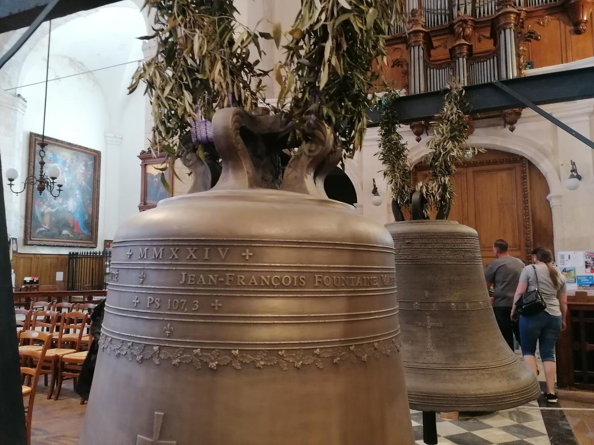 La Rochelle : pourquoi le nom du maire est-il gravé sur la nouvelle cloche de Saint-Sauveur ?