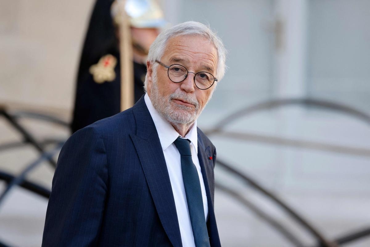 El ministro François Rebsamen estará en Burdeos el martes 17 de junio