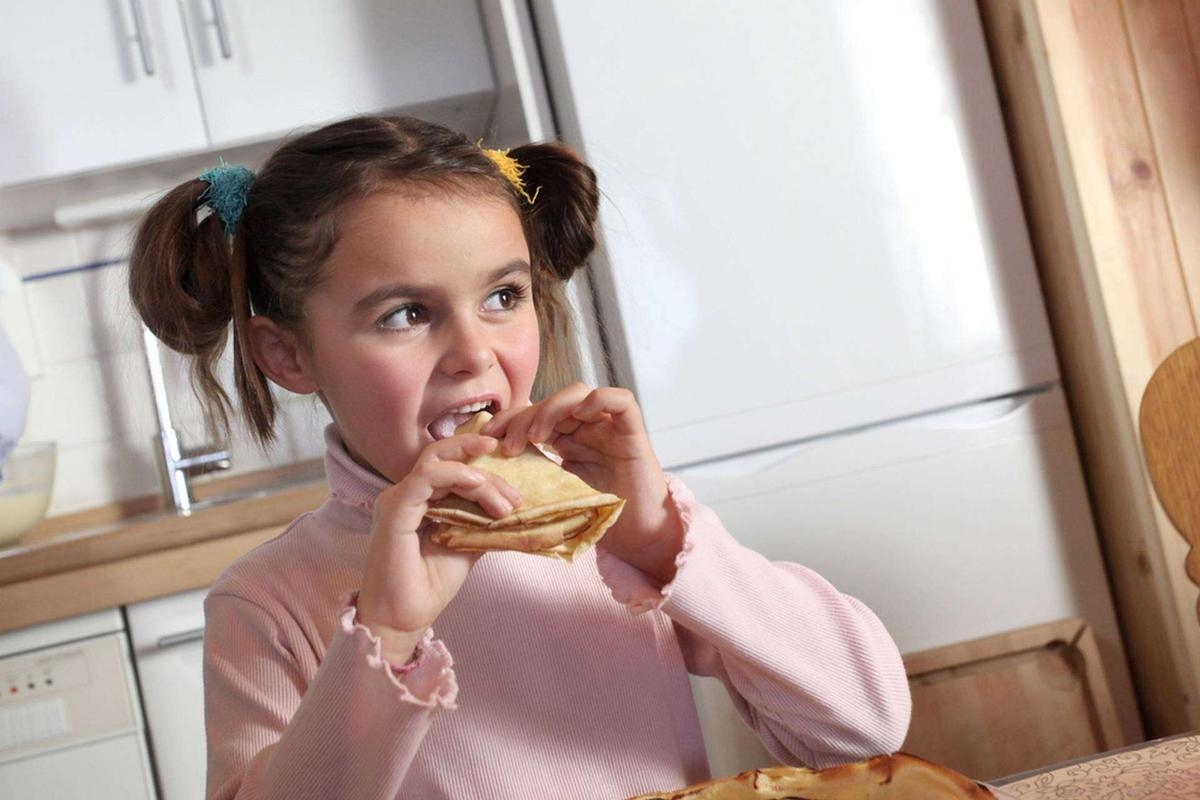 Laktose-, Ei- oder Glutenunverträglichkeit: Wie kann man (trotzdem) Pfannkuchen essen?