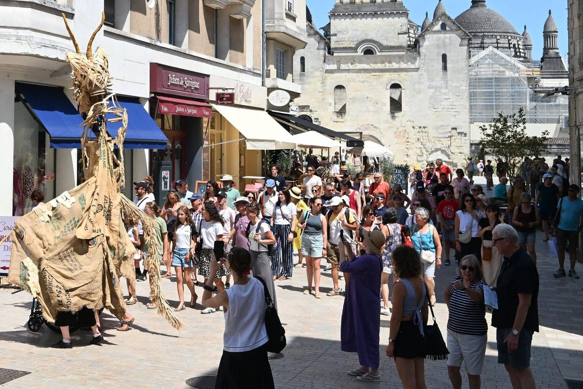 Mimos en Périgueux 2025: «¡Espectáculos en directo, nada mejor!»