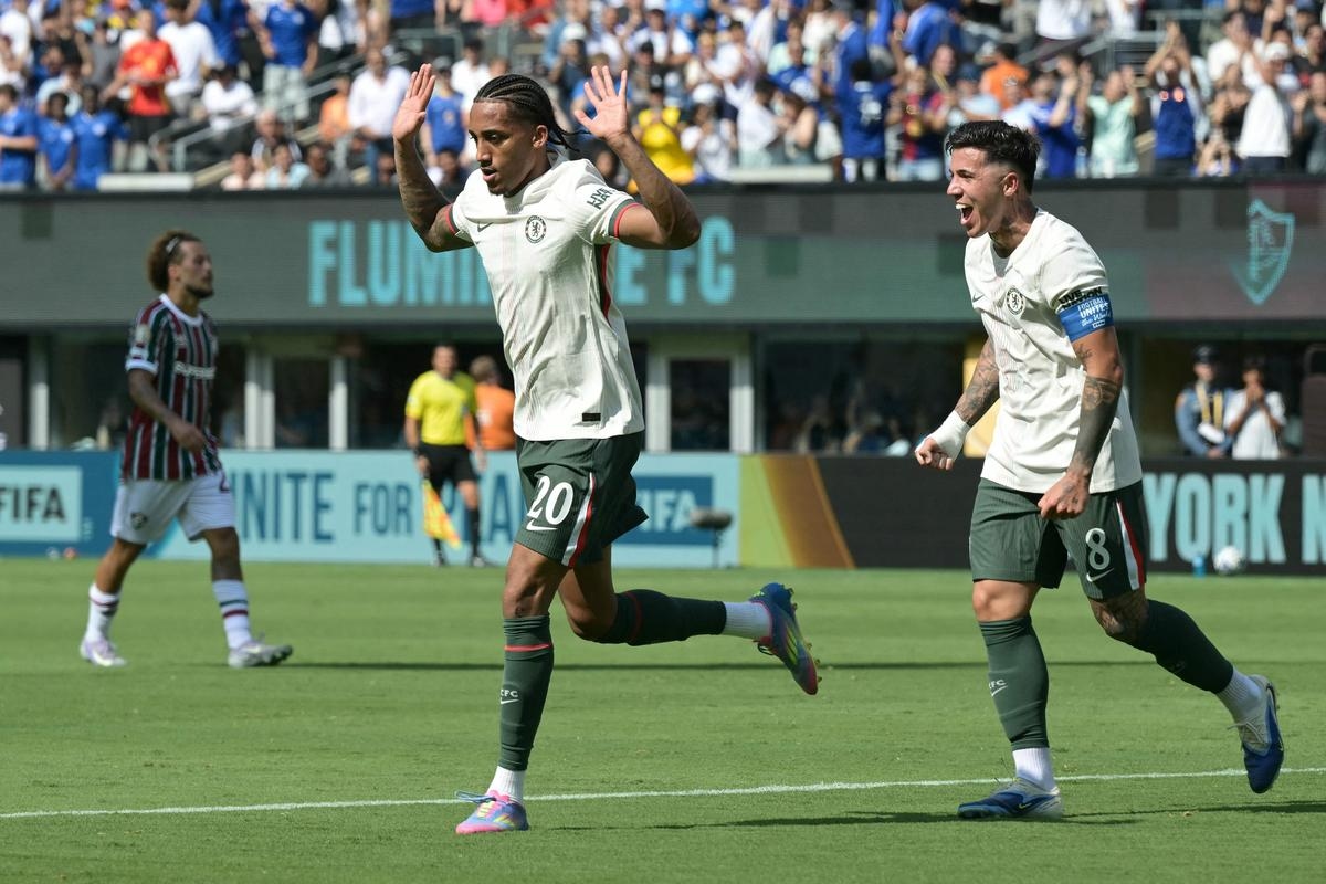 Mundial de Clubes. Si el Paris Saint-Germain vence al Real Madrid, se enfrentará al Chelsea en la final.