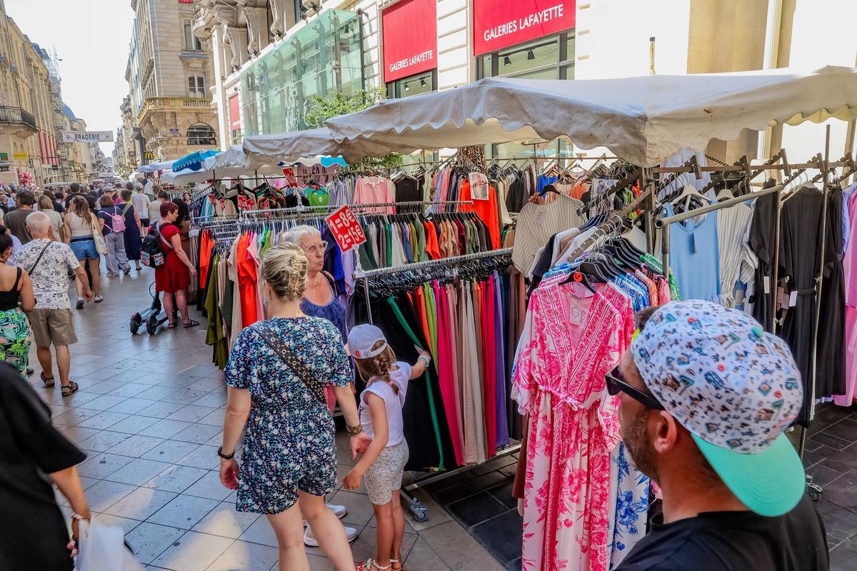 Bordeaux: gratis parkeren op Place des Quinconces tijdens de zomeruitverkoop