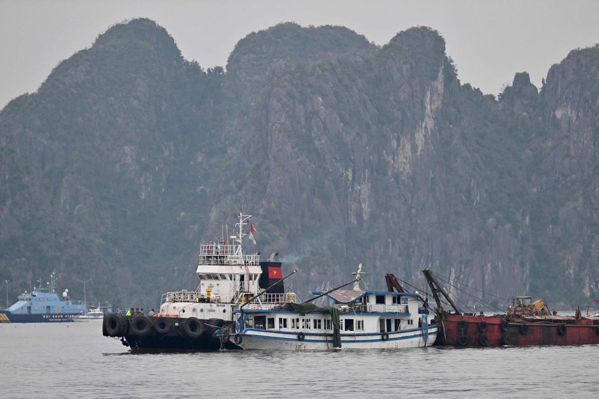Naufragio nella baia di Halong: il bilancio delle vittime sale a 38, cinque persone sono ancora ricercate