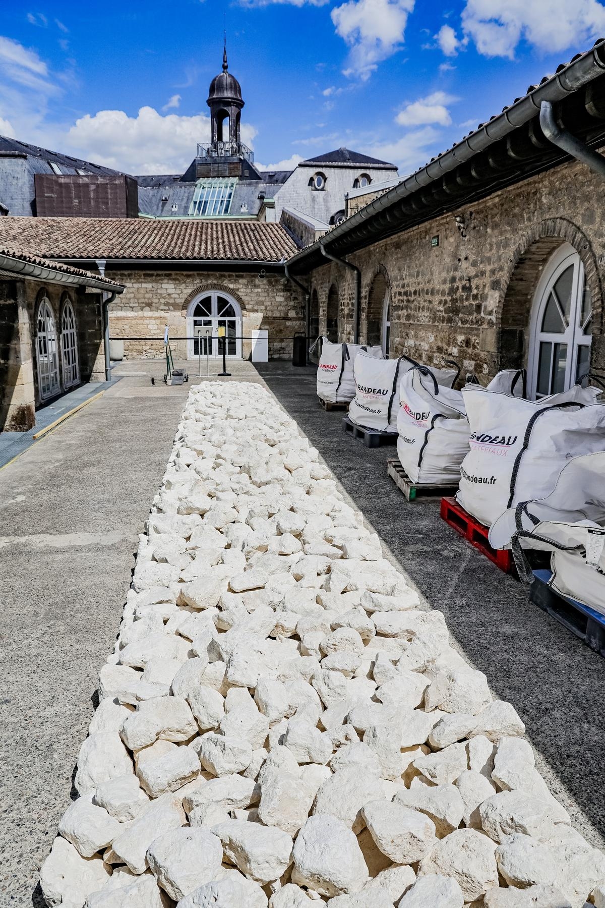 In Bordeaux, the CAPC recreates a work by Land Art star Richard Long