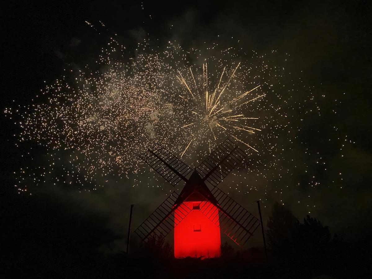 Vídeo. «Hay un lado mágico»: entre bastidores del espectáculo nocturno del Parque Bournat en Dordoña.