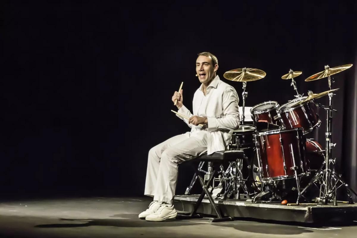 Theater in Bordeaux: “Een leven op maat”, één man en een grenzeloze passie voor de drums