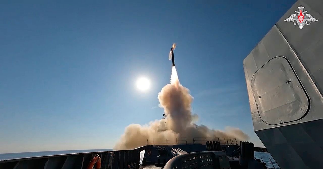 Russland testet Hyperschallrakete vor der Haustür der NATO – und teilt das Video