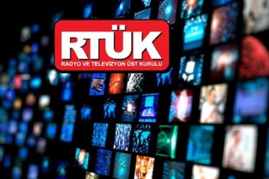 RTÜK nakłada 10-dniowe zawieszenie nadawania na Halk TV, a na porządku dziennym jest cofnięcie licencji trzem kanałom