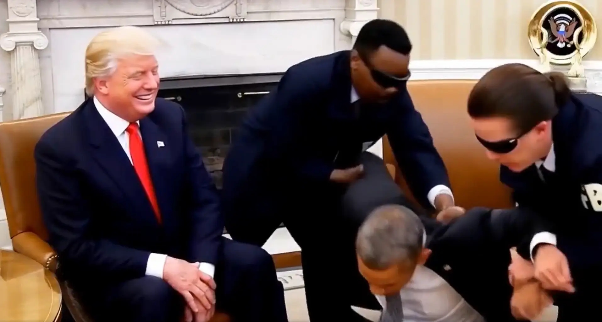 Trump omarmt opnieuw complottheorieën: dit keer deelde hij een nepvideo waarin Obama wordt gearresteerd