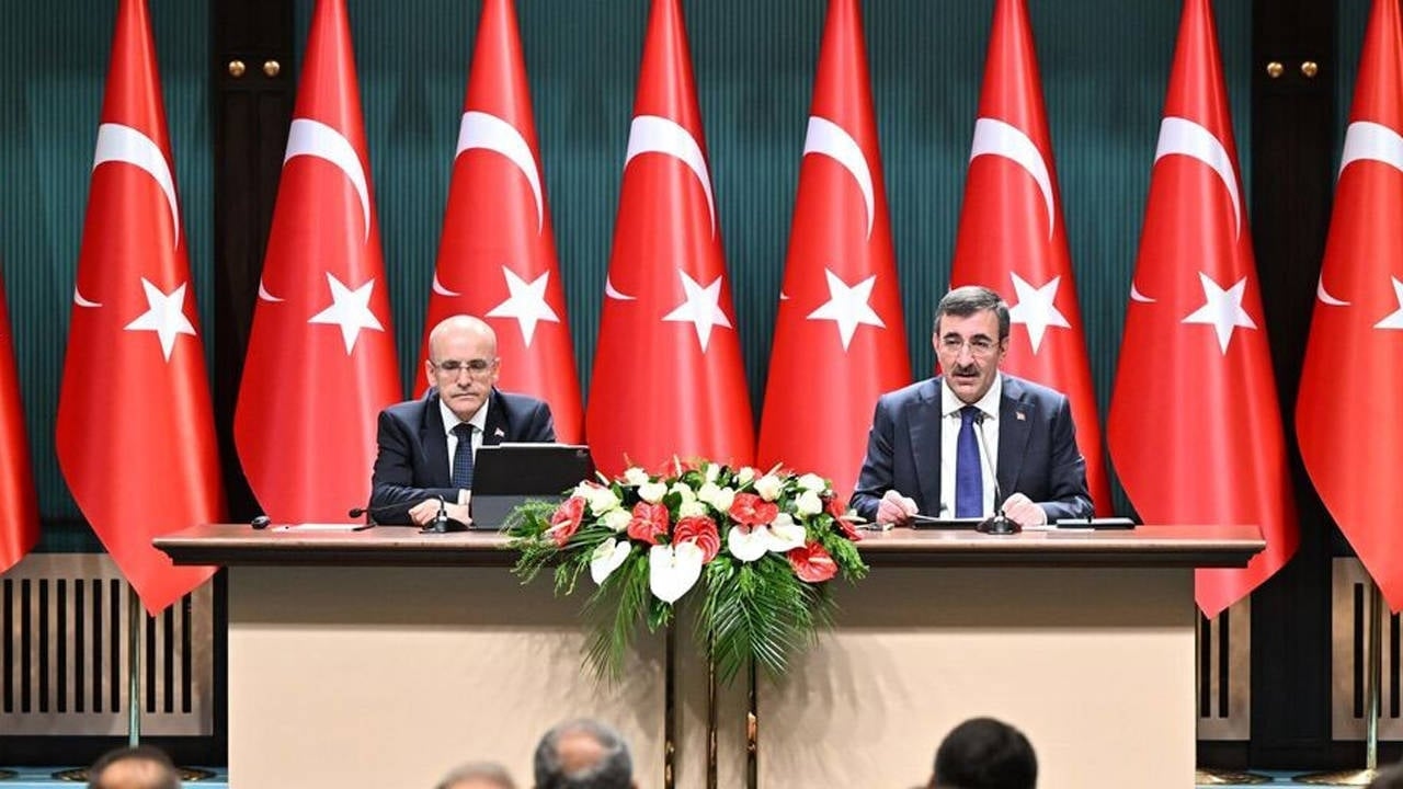 Yeni OVP açıklandı: Özelleştirme gelirlerinin gelecek yıl yaklaşık 9 kat artması bekleniyor