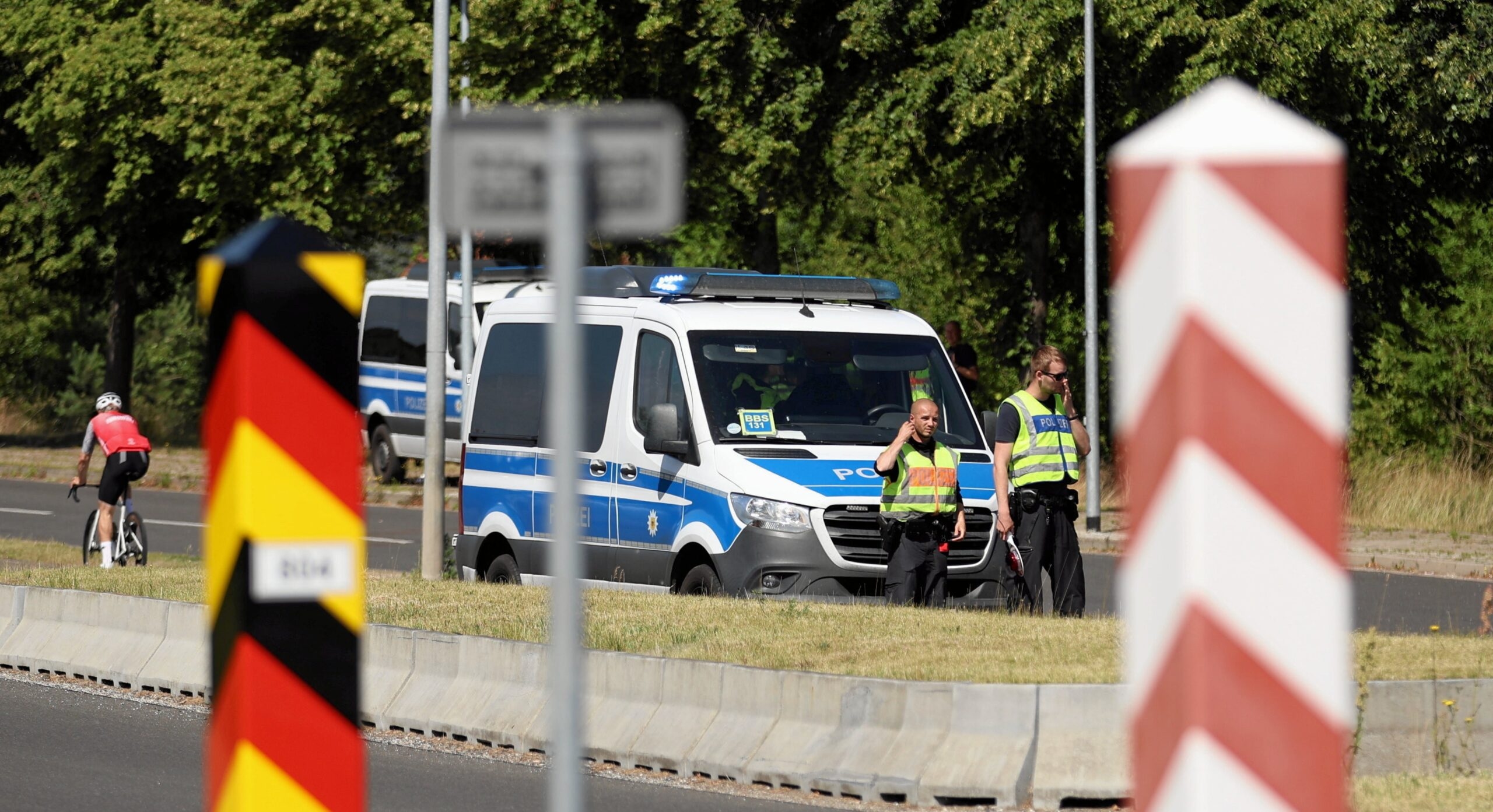 Polônia reintroduzirá controles de fronteira com a Alemanha e a Lituânia em resposta à migração irregular
