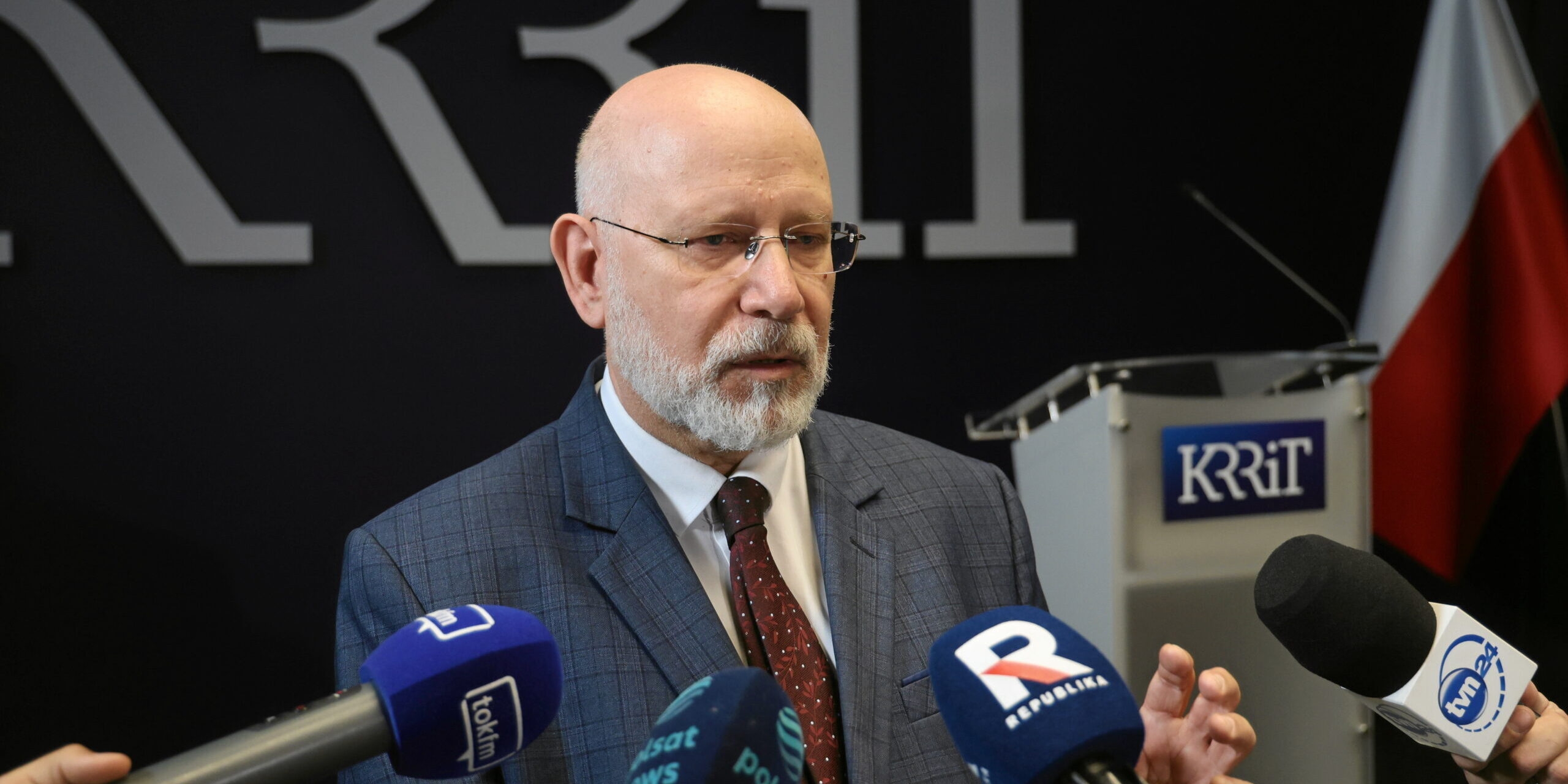Polonya parlamentosu medya düzenleyicisinin yargılanması için oy kullandı