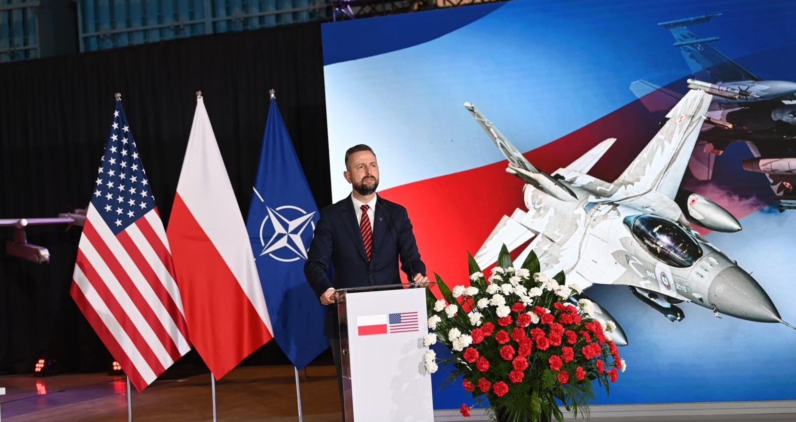 La Polonia firma un accordo da 3,8 miliardi di dollari con gli Stati Uniti per la modernizzazione dell'intera flotta di F-16