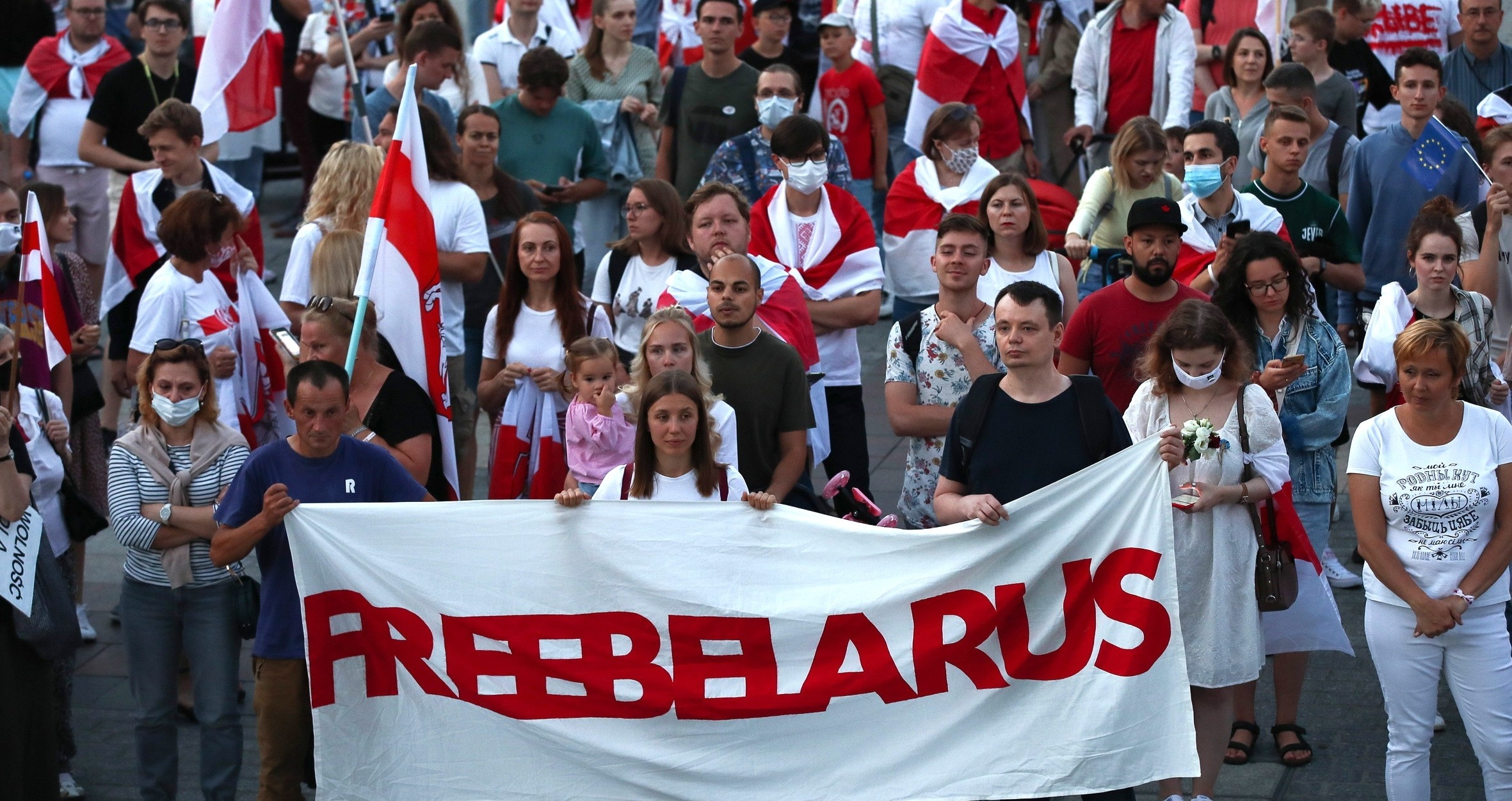 Belarus, Varşova'da planlanan Lukaşenko karşıtı yürüyüş nedeniyle Polonya'ya protesto düzenledi