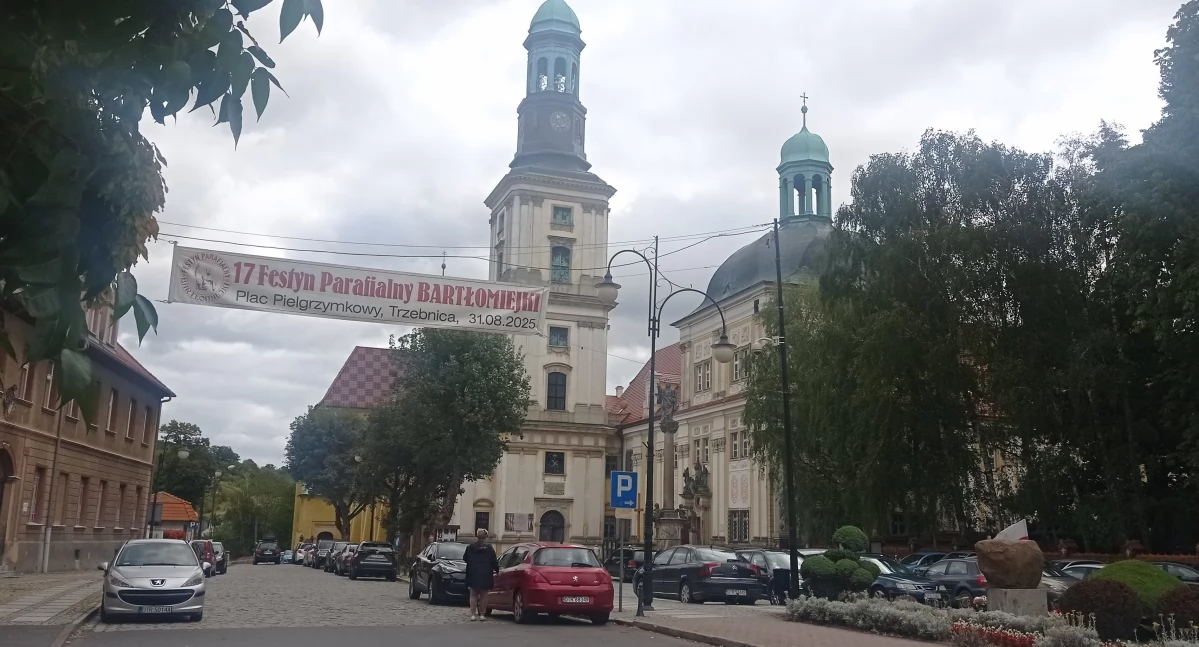 XVII Aile Cemaat Festivali 2025: Trzebnica'daki hac meydanında eğlence, müzik ve atraksiyonlar!