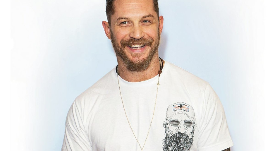 Tom Hardy revelou como atuar em filmes influenciou sua vida. "Infelizmente, não vai melhorar"