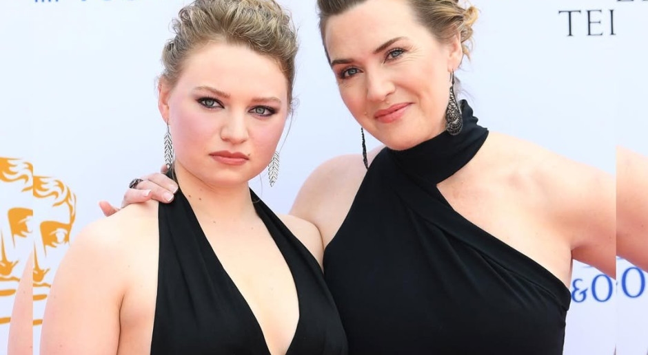 A filha de Kate Winslet revela como é trabalhar com a mãe. "Pode ser assustador"