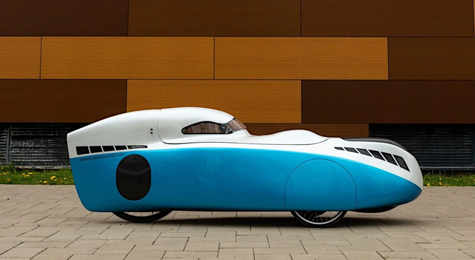 Non è una bici e non è un'auto! È... un Velomobile.