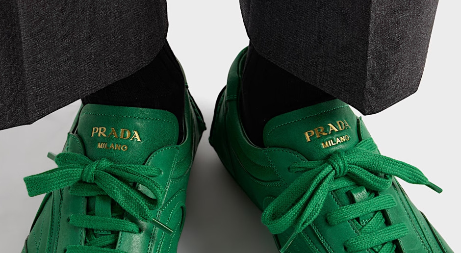 Prada rilancia le iconiche sneaker. Furono un successone 20 anni fa.