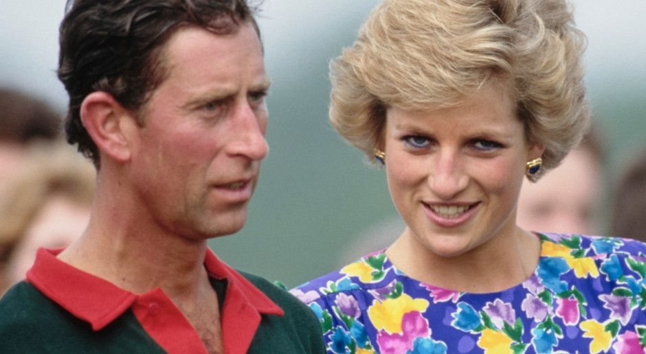 De legendarische jurk van prinses Diana is verkocht. Iemand betaalde er een half miljoen dollar voor!