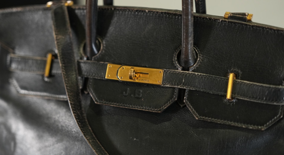 La borsa più famosa del mondo è stata venduta. L'asta ha raggiunto un prezzo record assoluto.