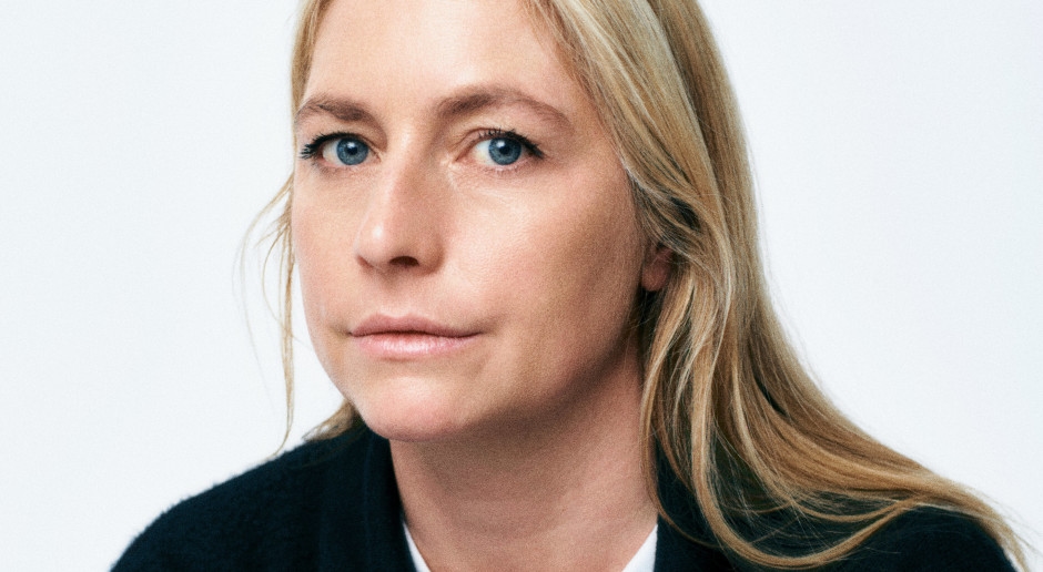 Per Marni inizia una nuova era. Una donna assume la direzione creativa.