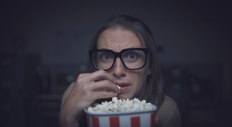 ¿Ves películas a toda velocidad? Esto es lo que le pasa a tu cerebro.