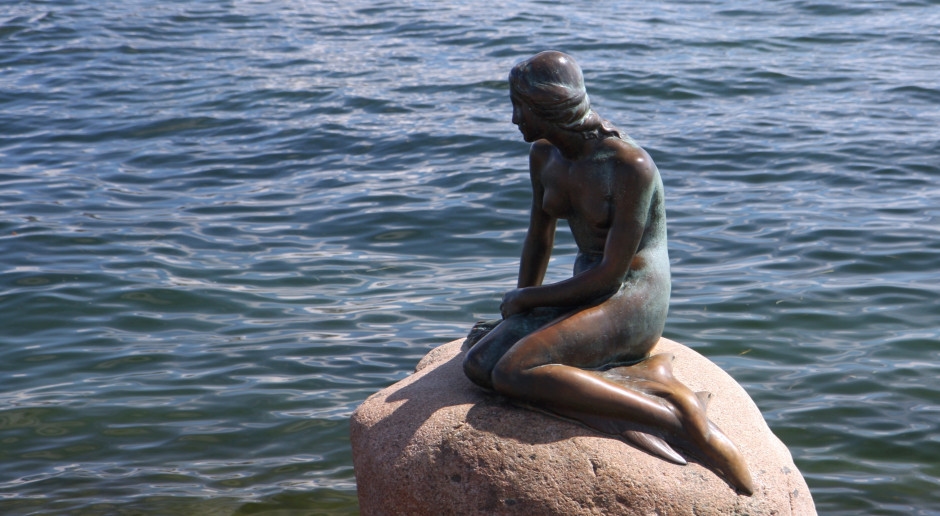 Kopenhagen wil zijn beroemde zeemeerminbeeld verwijderen. De reden is nogal banaal.