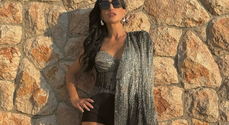 Justyna Steczkowska, a estrela da Semana de Moda de Varsóvia: "Quero vestir emoções, pensamentos e experiências em material, corte e movimento"