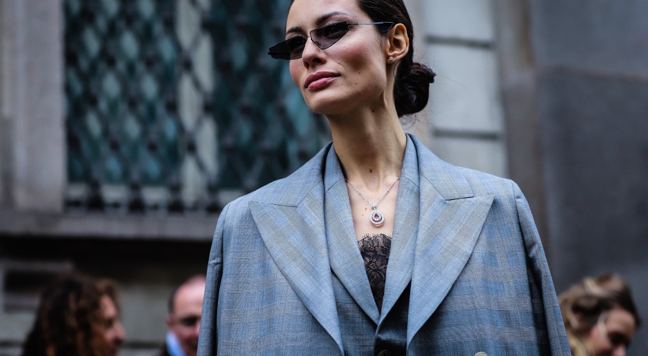 CEOs and yuppies are saying NO to sneakers. More and more people are opting for uniform shoes.