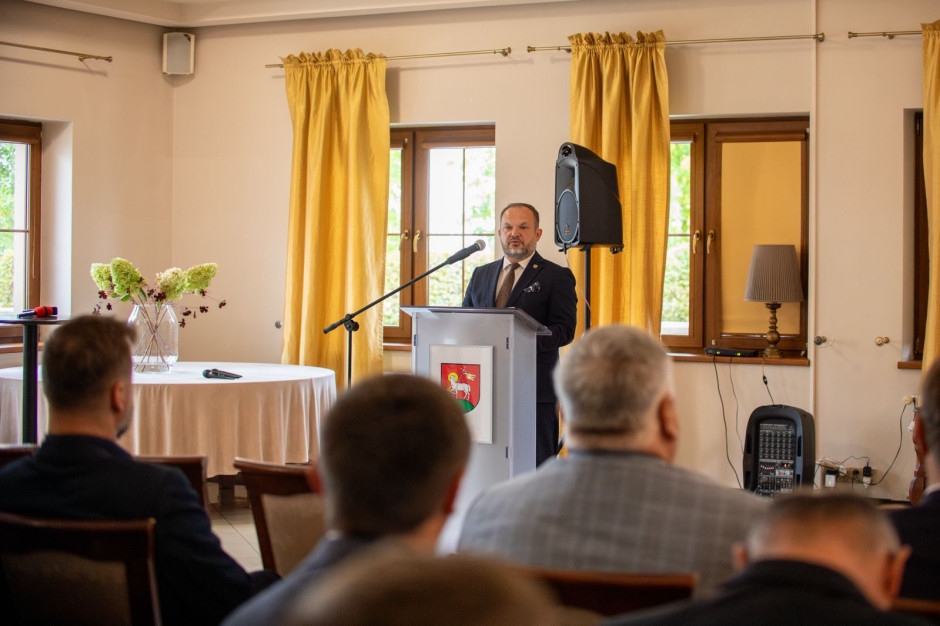 O que acontecerá após o fechamento da usina de Bełchatów? Os governos locais querem produzir energia eles próprios.