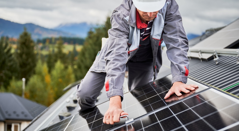 A energia fotovoltaica é desligada em dias alternados. Um anúncio importante foi feito