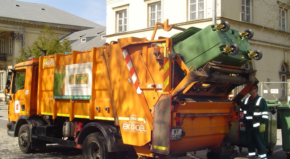 From September, the waste disposal fee may increase by 30 percent. Calculations shown