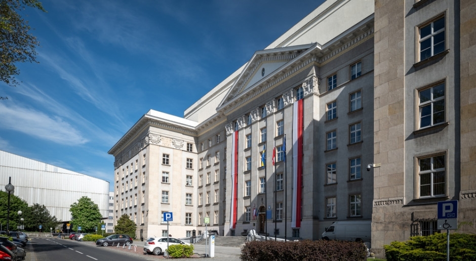 Joint purchases of insurance for local government units. Savings amount to hundreds of thousands of złoty