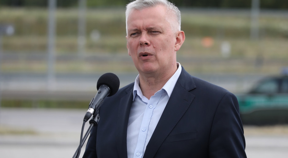 W razie ataku Rosji oni wyjadą jako pierwsi. Rząd przedstawił plan ewakuacji
