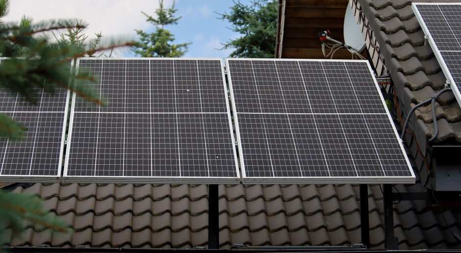 Photovoltaic owners face major problems. They must wait from July until November.
