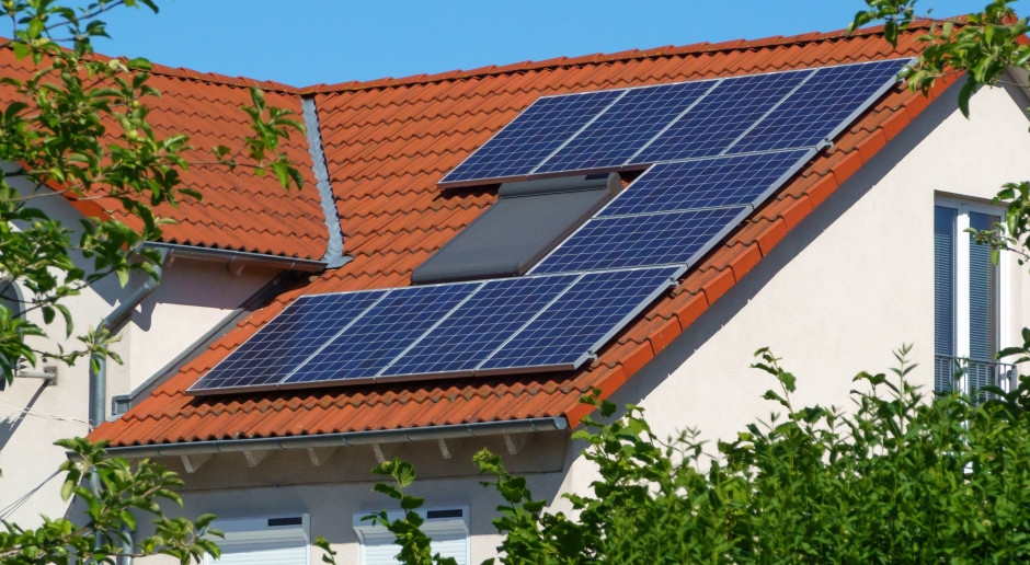 16.000 PLN per i proprietari di impianti fotovoltaici. Questa è l'ultima chiamata, i fondi sono ancora disponibili.