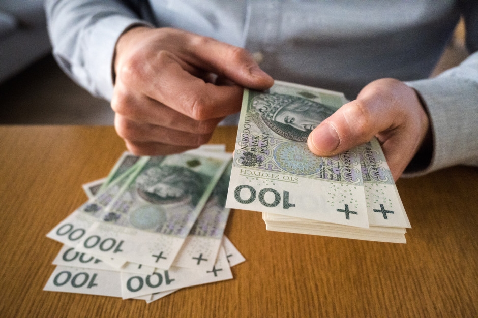 6589,67 zł świadczenia z ZUS. Te roczniki otrzymają dodatkowe pieniądze