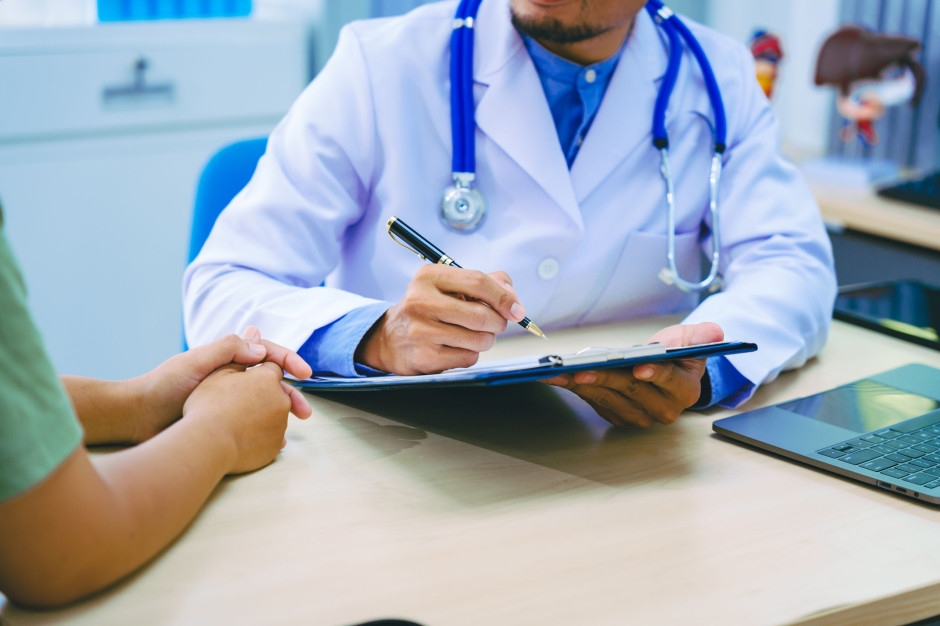 Hoje em dia, os médicos não abandonam mais palestras sobre medicamentos biológicos. "Eu posso ver o interesse"