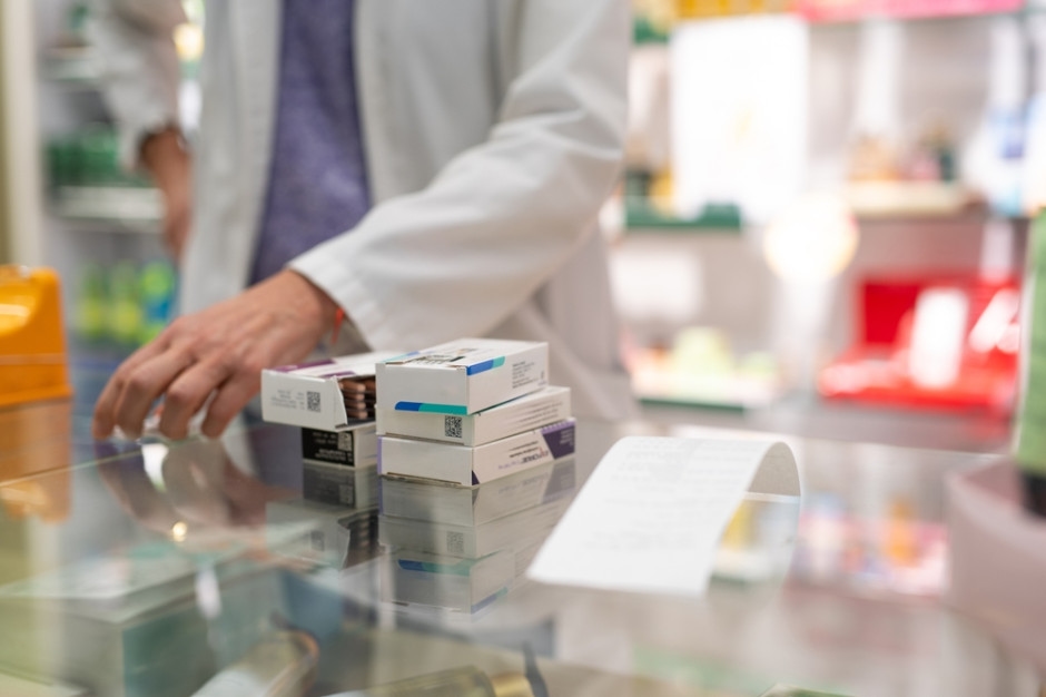 O primeiro projeto de desregulamentação no domínio do direito farmacêutico submetido ao Sejm
