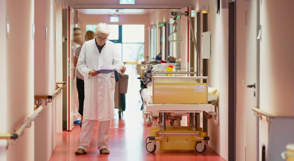 I residenti hanno verificato quanto spendono gli ospedali per gli stipendi dei medici. Il risultato potrebbe sorprendervi.
