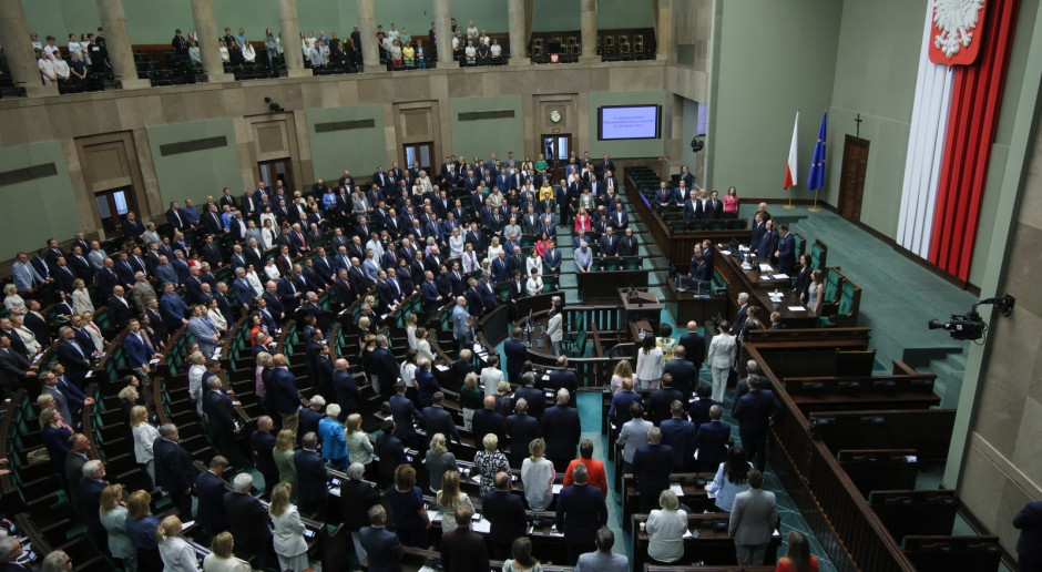 Litigio al Sejm sulla privatizzazione dell'assistenza sanitaria. Risoluzione del PiS respinta in prima lettura.