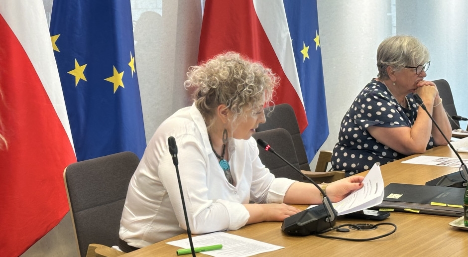 Stormachtig debat in de Sejm. Resolutie tegen "angstdreiging van privatisering" van de gezondheidszorg aangenomen.